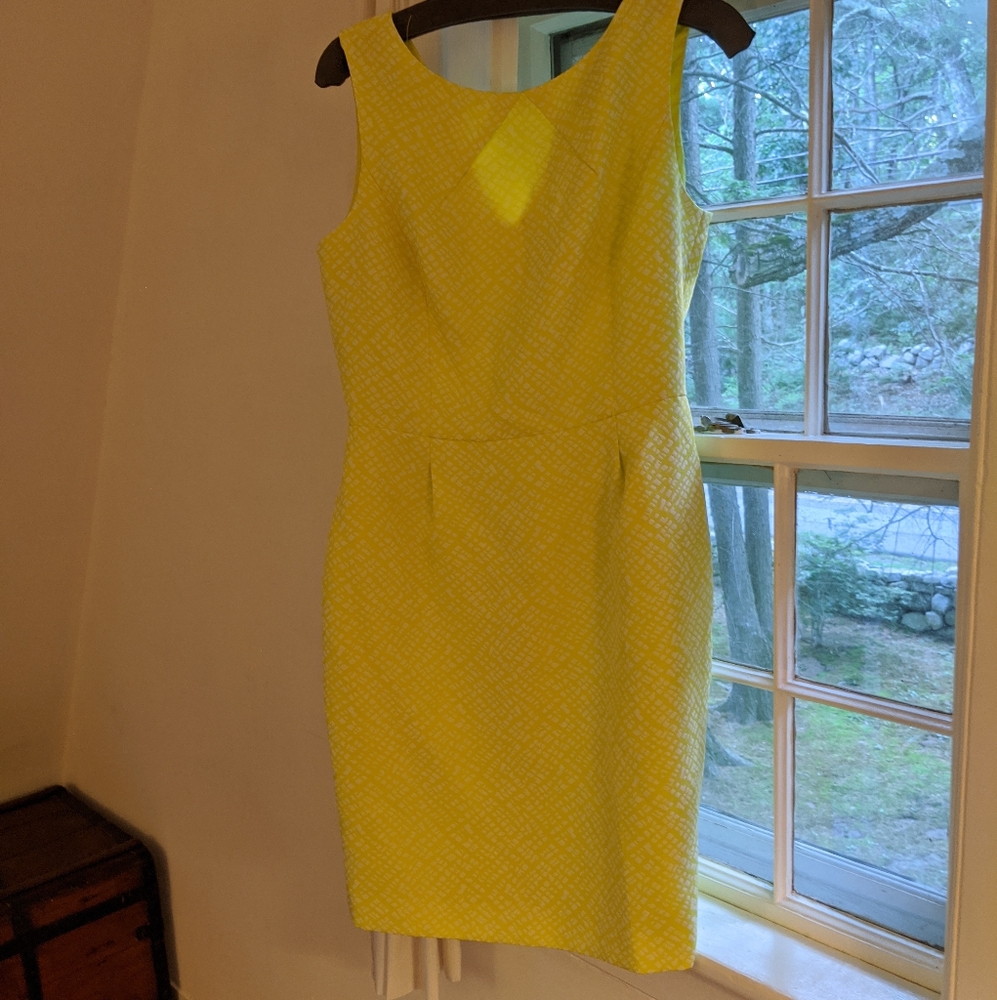 Elie Tahari acid green shift dress